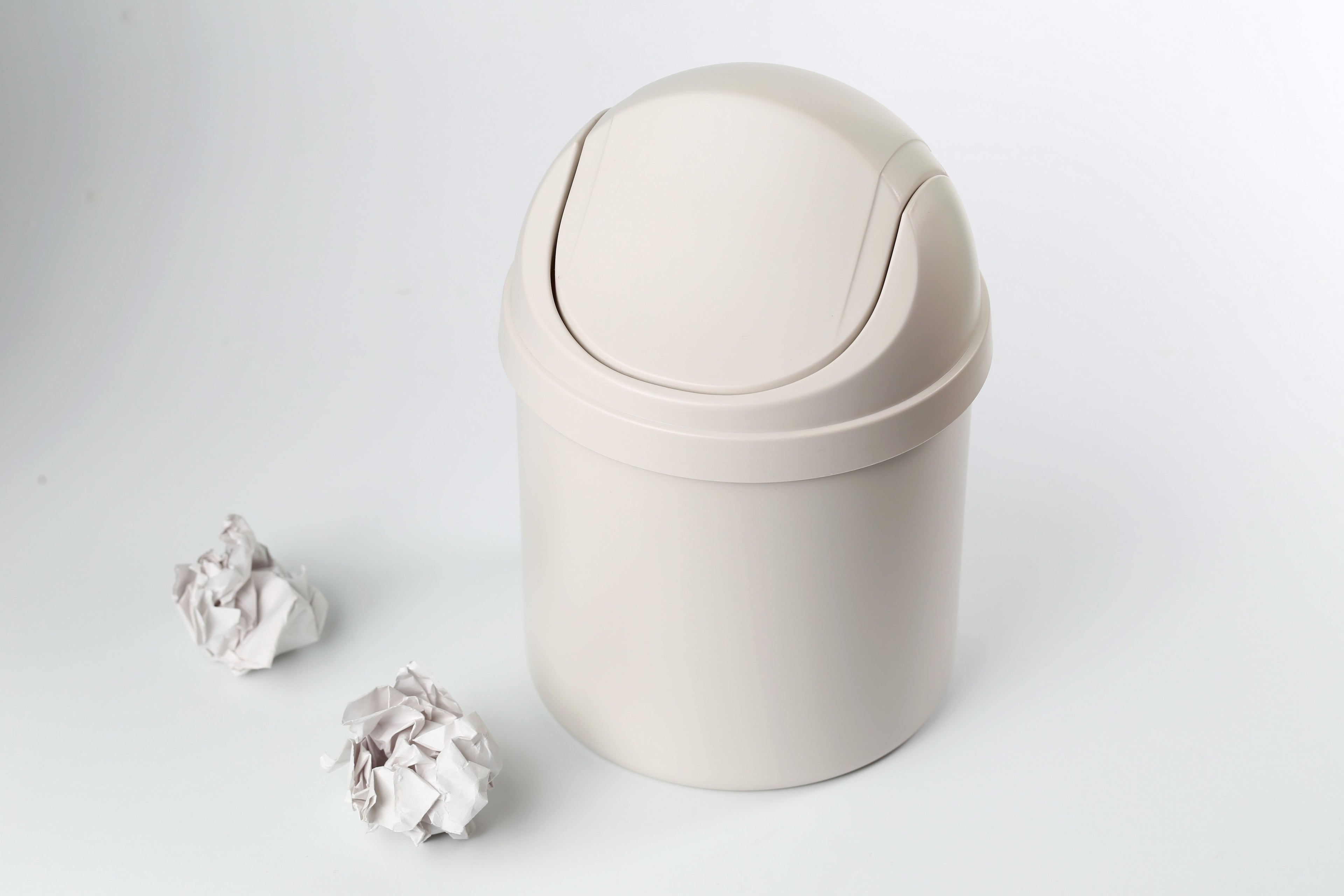 Waste & Recycling Bins